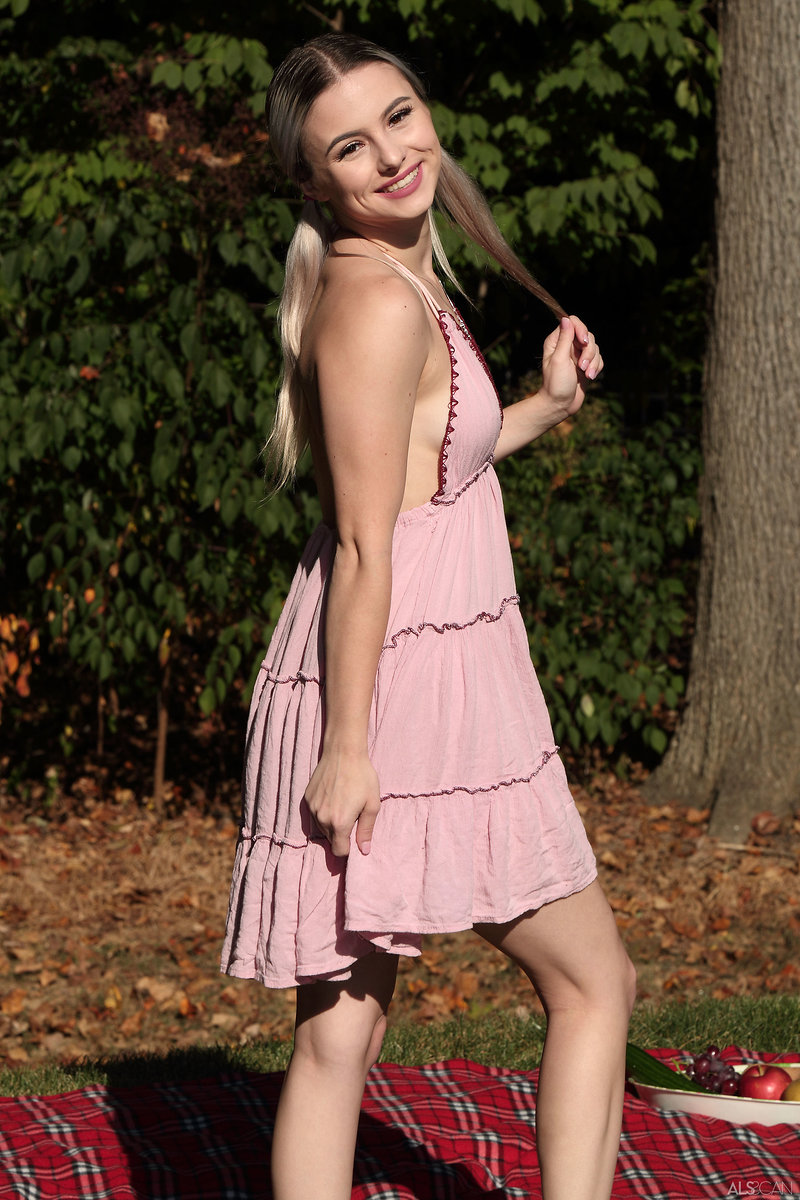 Оксана, 21 год, 6 размер груди